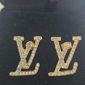 Gold tone,Rhinestone, Initial Monogram, Stud earrings. classic style.